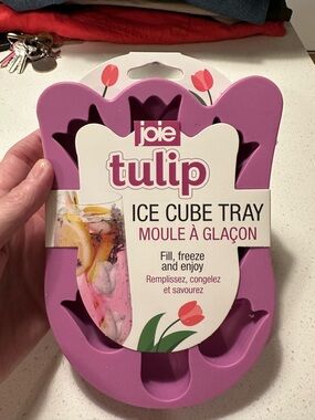 joie Tulip Ice Cube Tray - Pink Tulip-Shaped Ice Mold